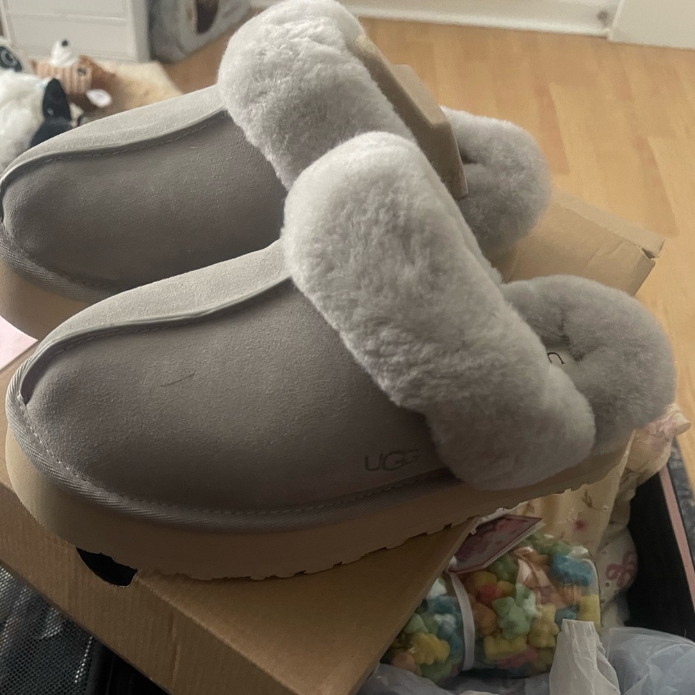 UGG Tan Sole Footwear